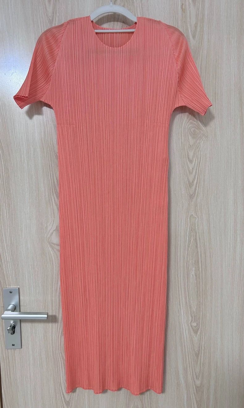 Issey Miyake Issey Miyake size:2 Pink pleated dress Size XS / US 0-2 / IT 36-38 - 1 Thumbnail