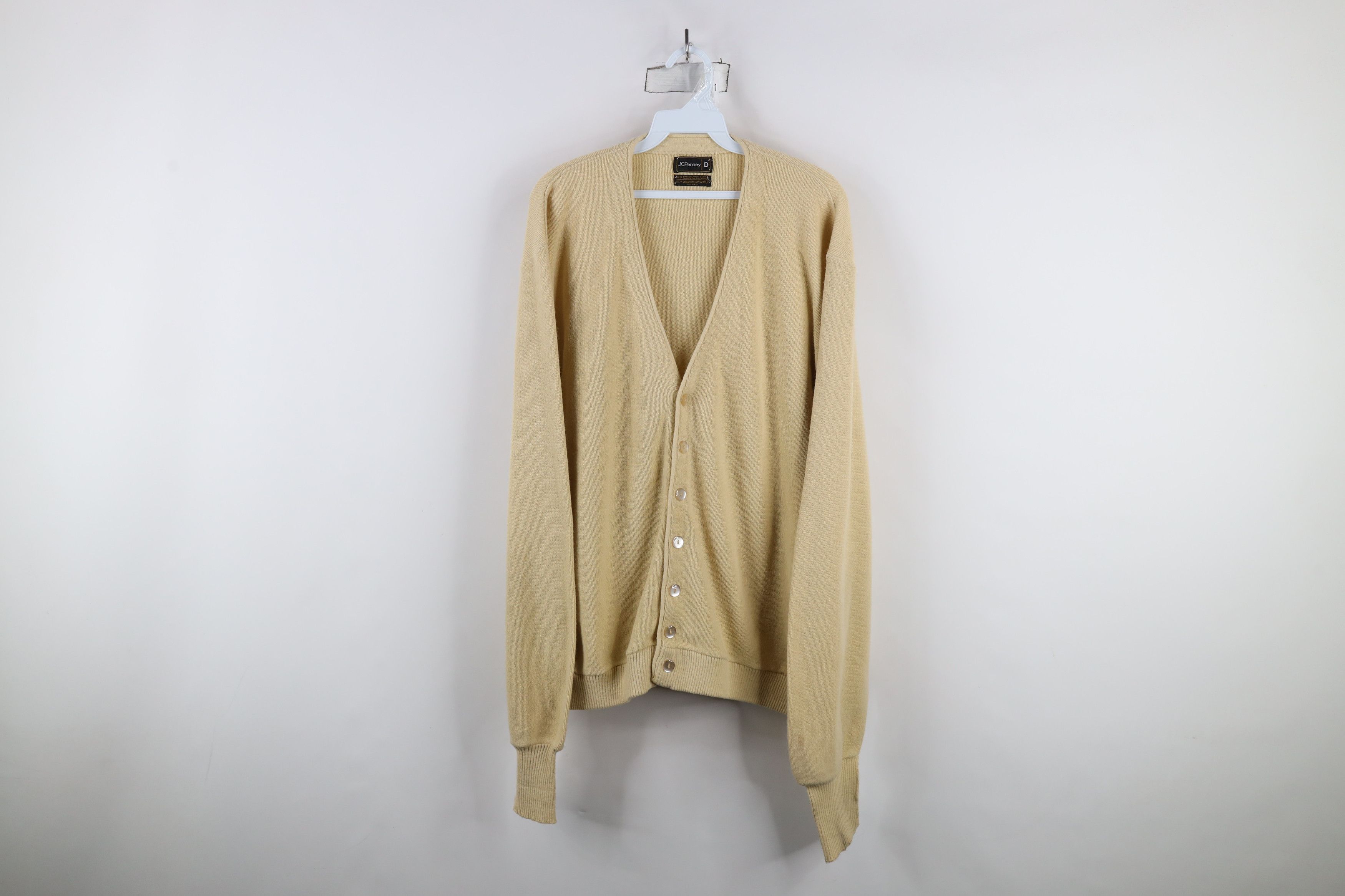 Vintage Vintage 70s Streetwear Blank Knit Cardigan Sweater Beige USA Size US XL / EU 56 / 4 - 1 Thumbnail