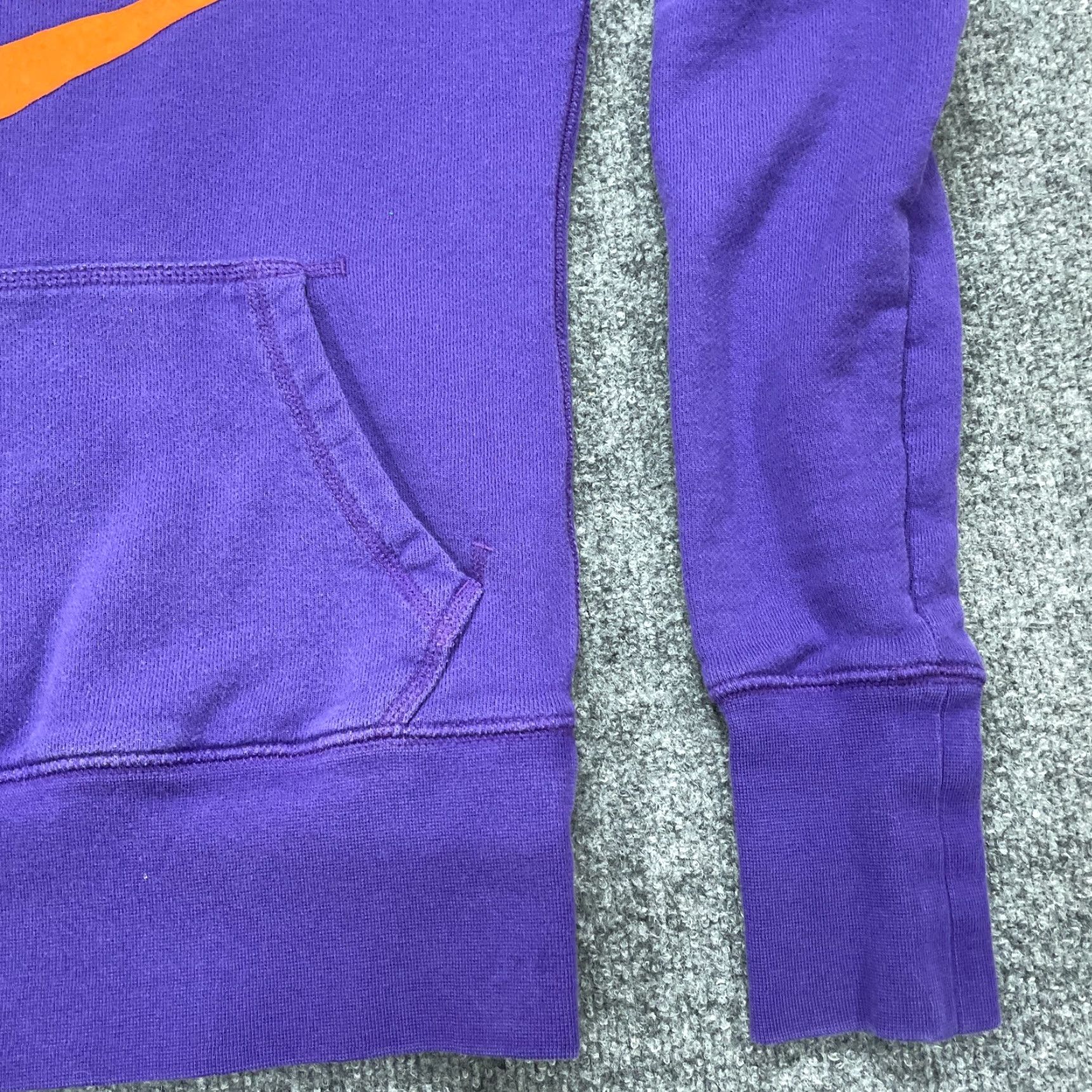 Nike Nike Womens S Pullover Hoodie Purple Orange Swoosh Spell Out Raised Graphic Outdoor Vintage: No (adjusted per rules) Size S / US 4 / IT 40 - 7 Thumbnail