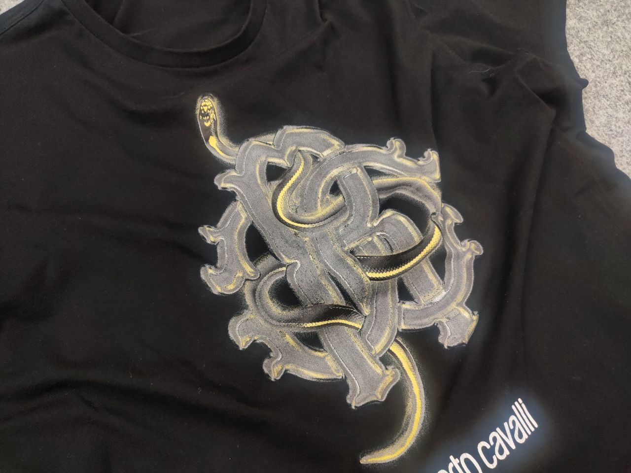 Roberto Cavalli Roberto Cavalli design Cotton Classic Logo snake T Shirt Tee Size US L / EU 52-54 / 3 - 6 Thumbnail