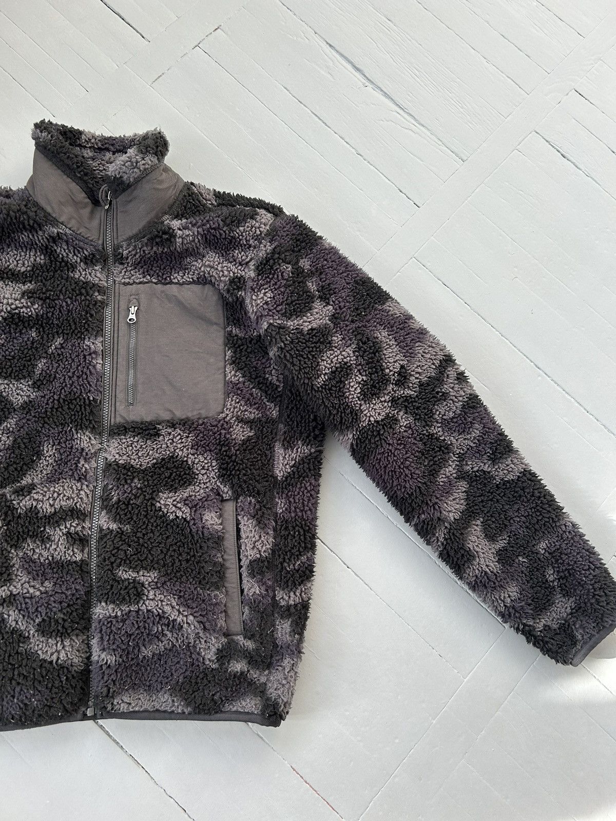 Japanese Brand × Uniqlo Uniqlo fleece jacket sherpa camo printed Size US M / EU 48-50 / 2 - 3 Thumbnail