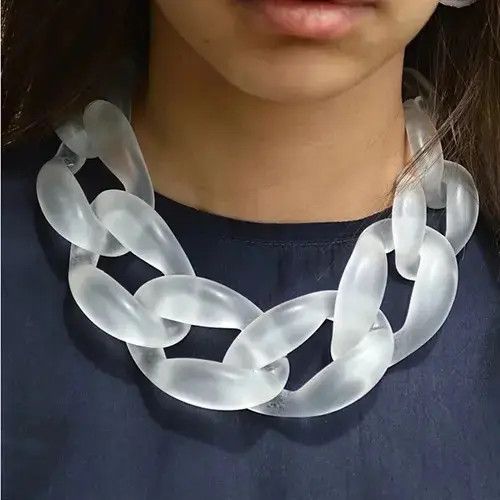 Other Women Oversize Acrylic Chain Necklace Size ONE SIZE - 4 Thumbnail