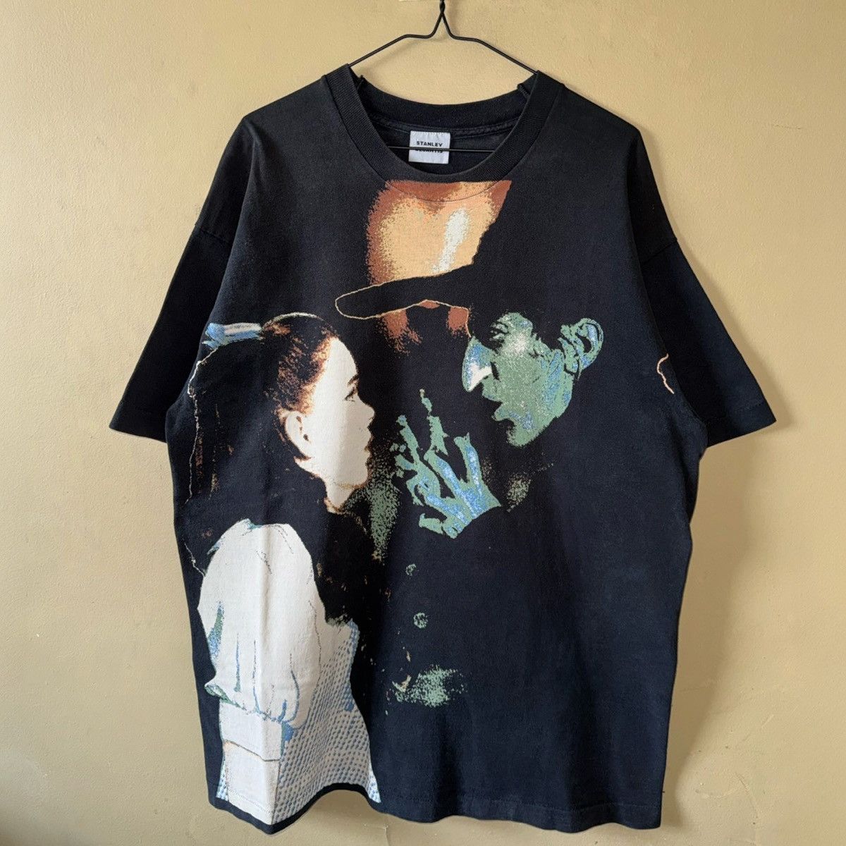 Vintage 1994 The Wizard of Oz Wicked Witch of the West & Dorothy Tee Size US XL / EU 56 / 4 - 1 Thumbnail
