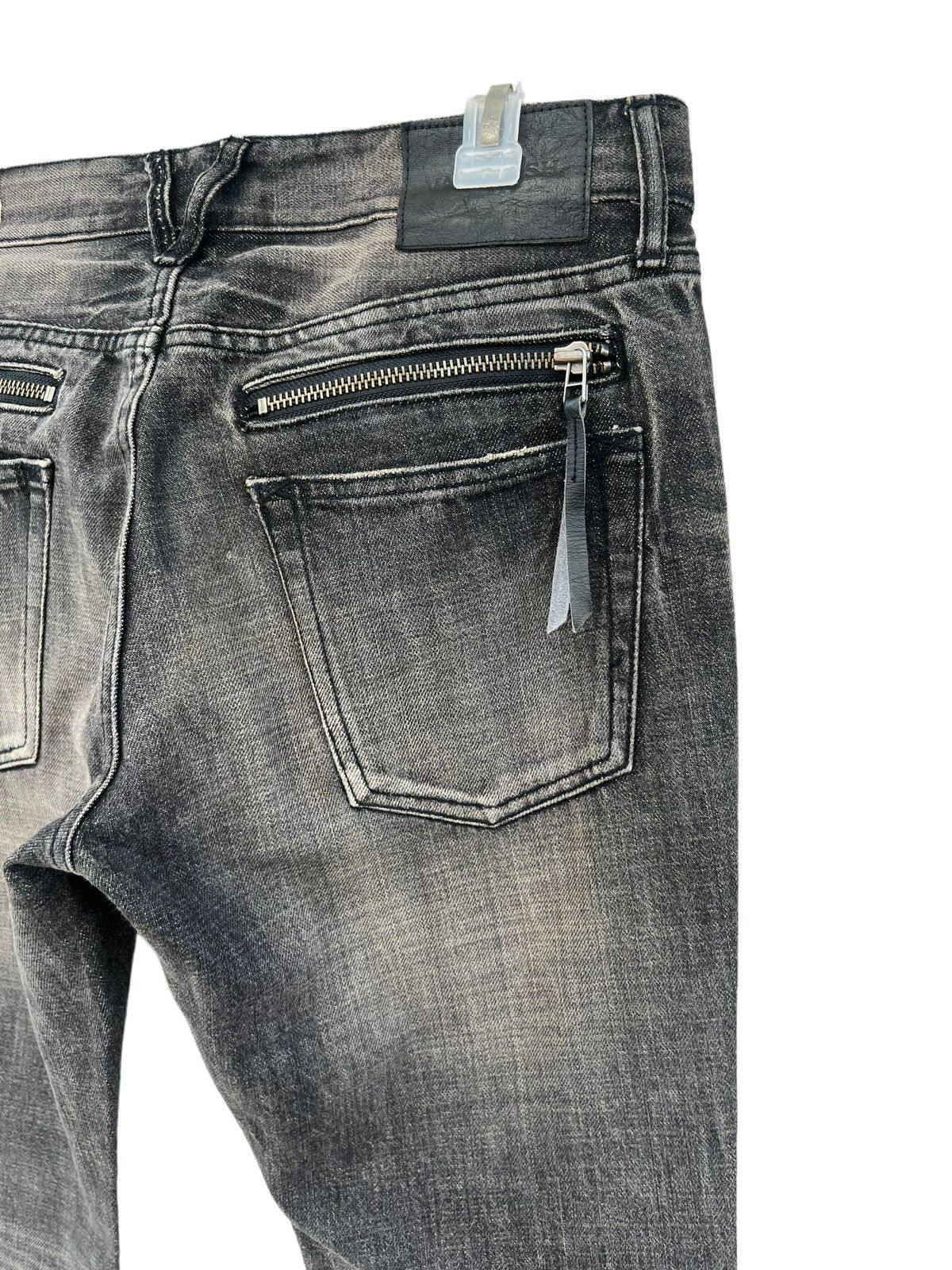 Vanquish Mud Wash Vintage Vanquish Japan Fade Black Denim Slim Jeans Size US 30 / EU 46 - 18 Thumbnail