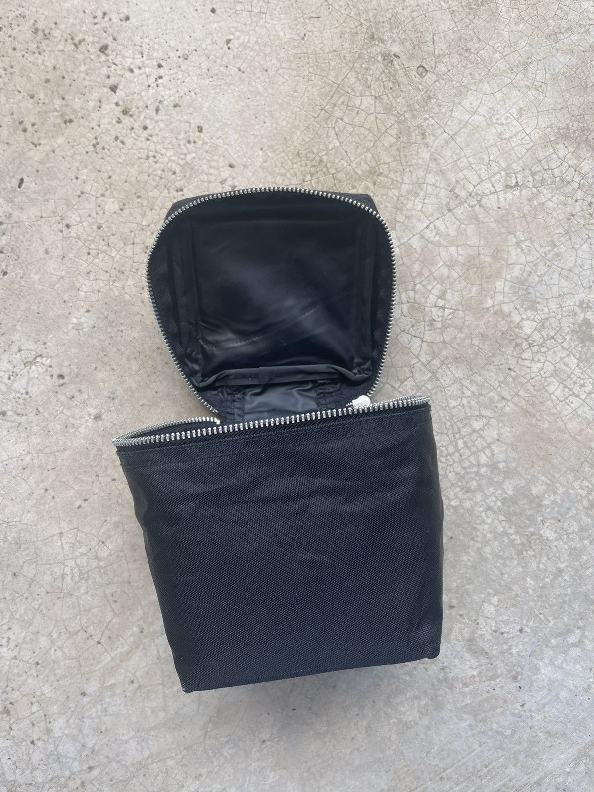 Yohji Yamamoto Y’s Mini box Utilities Toiliteries bag Size ONE SIZE - 15 Thumbnail