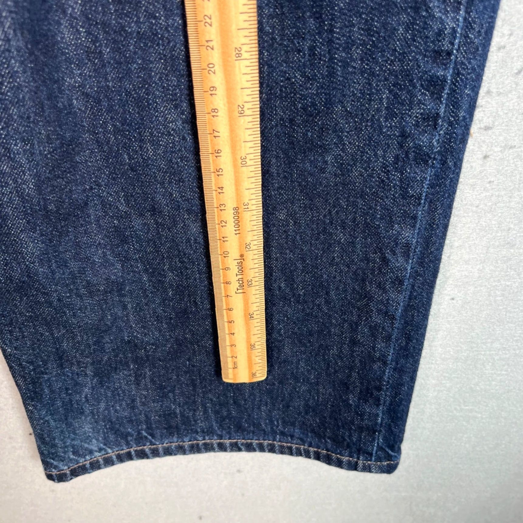 Uniqlo Uniqlo Jeans Mens 28 x 31 Blue Dark Wash Denim Straight Leg 5-Pocket Regular Cotton Blend 32x30 Vintage No N/A Size US 28 / EU 44 - 6 Thumbnail