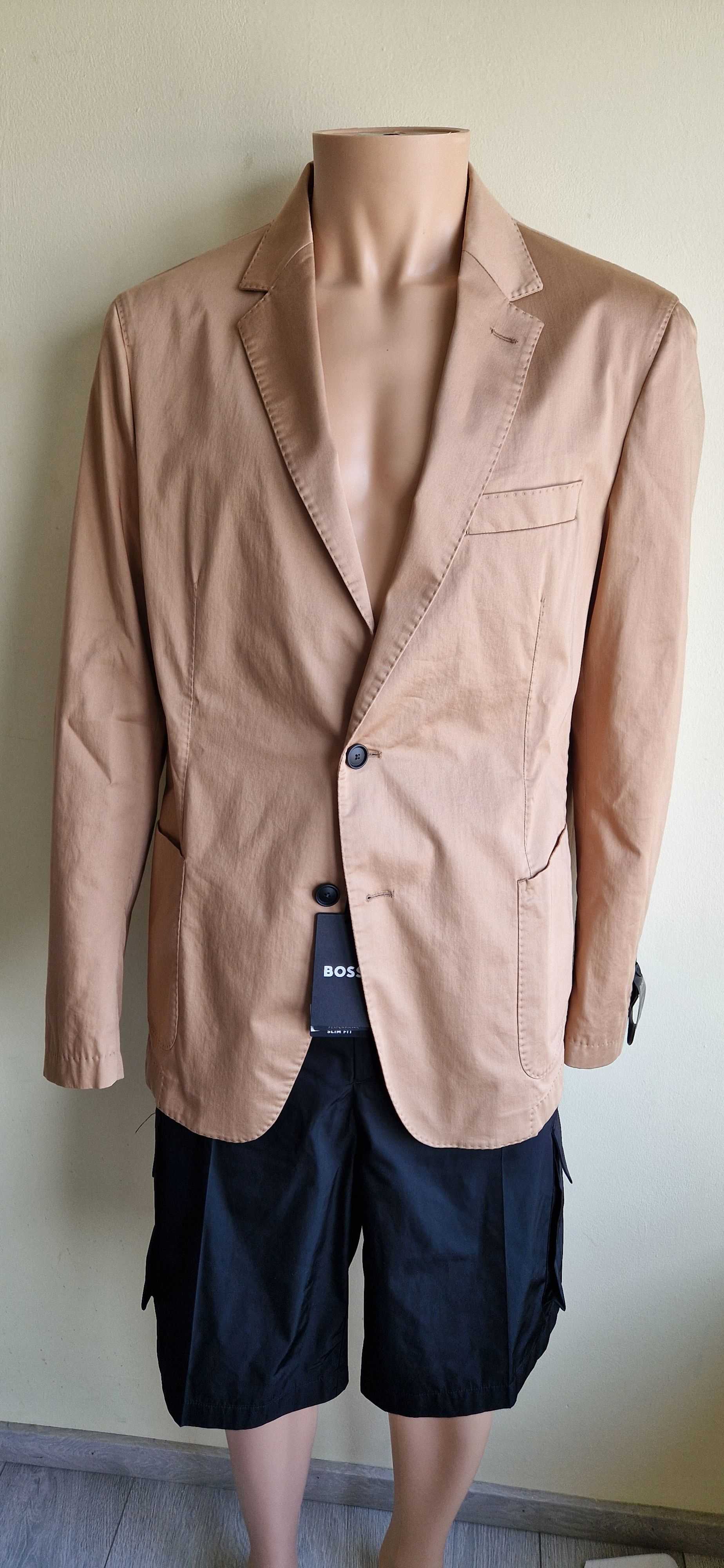 Hugo Boss Size 56 italy Size 54L - 14 Thumbnail