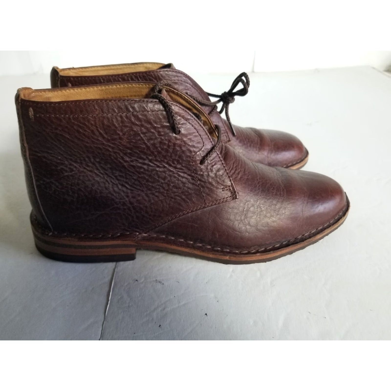 Vibram HS TRASK Brady Men CHUKKA Boot Leather Lace Up 8 M Brown VIBRAM Leather Outsole Mens Size US 8 / EU 41 - 2 Thumbnail