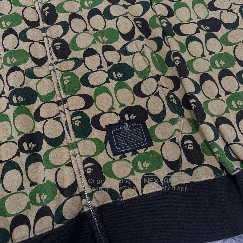 Bape Bape Collaboration Camouflage Shark Hoodie. Size US XL / EU 56 / 4 - 8 Thumbnail
