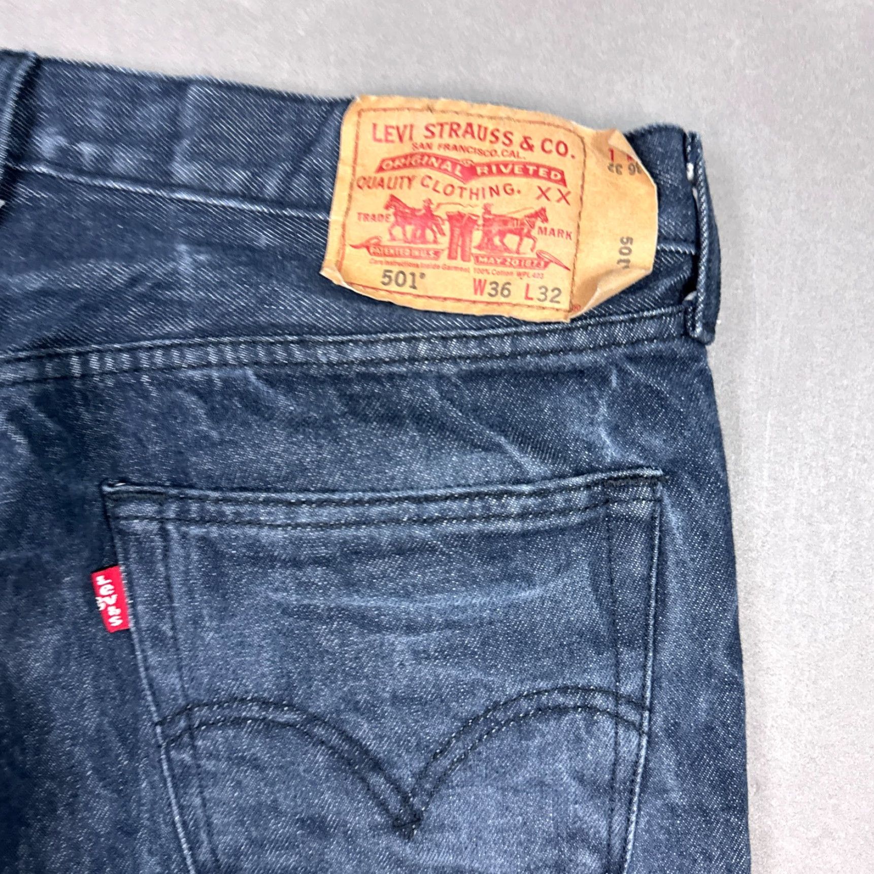 Levi's Levi's 501 Jeans Mens 34x30 Blue Denim Pants Button Fly Dark Faded Jeans Regular Men Size US 36 / EU 52 - 6 Thumbnail