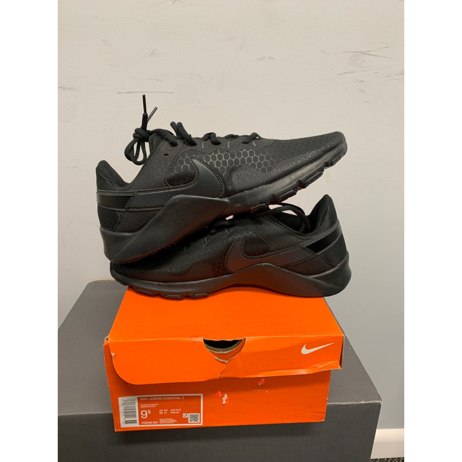 Nike Nike Legend Essential 2 Women's Workout Shoes Size 9.5 NEW Size US 9.5 / IT 39.5 - 5 Thumbnail