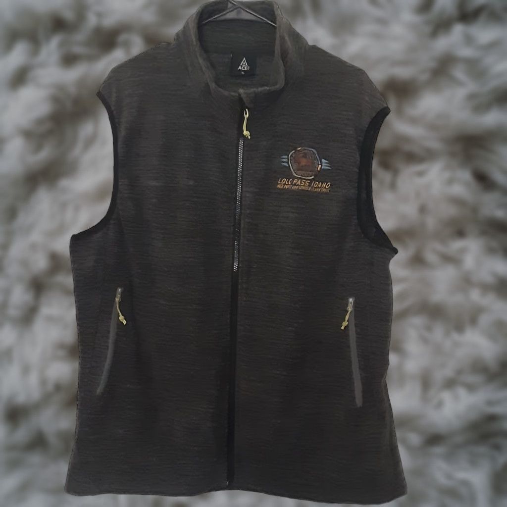Vintage ACE LOLO PASS Fleece Vest Adult XL Gray Zip Stand-Up Embroidered Logo Zipper Classic Fit Long Description: vest not needed per rules - produce concise Size US XL / EU 56 / 4 - 1 Thumbnail