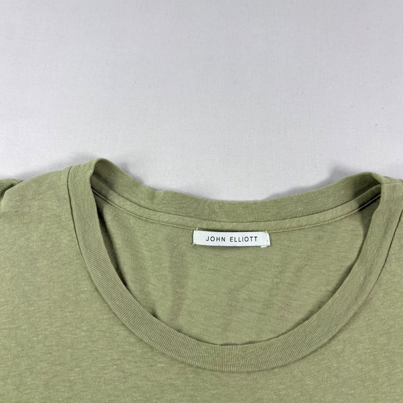 John Elliott John Elliott Shirt Mens Size L Green Crew Neck Short Sleeve Cotton Size US L / EU 52-54 / 3 - 2 Thumbnail
