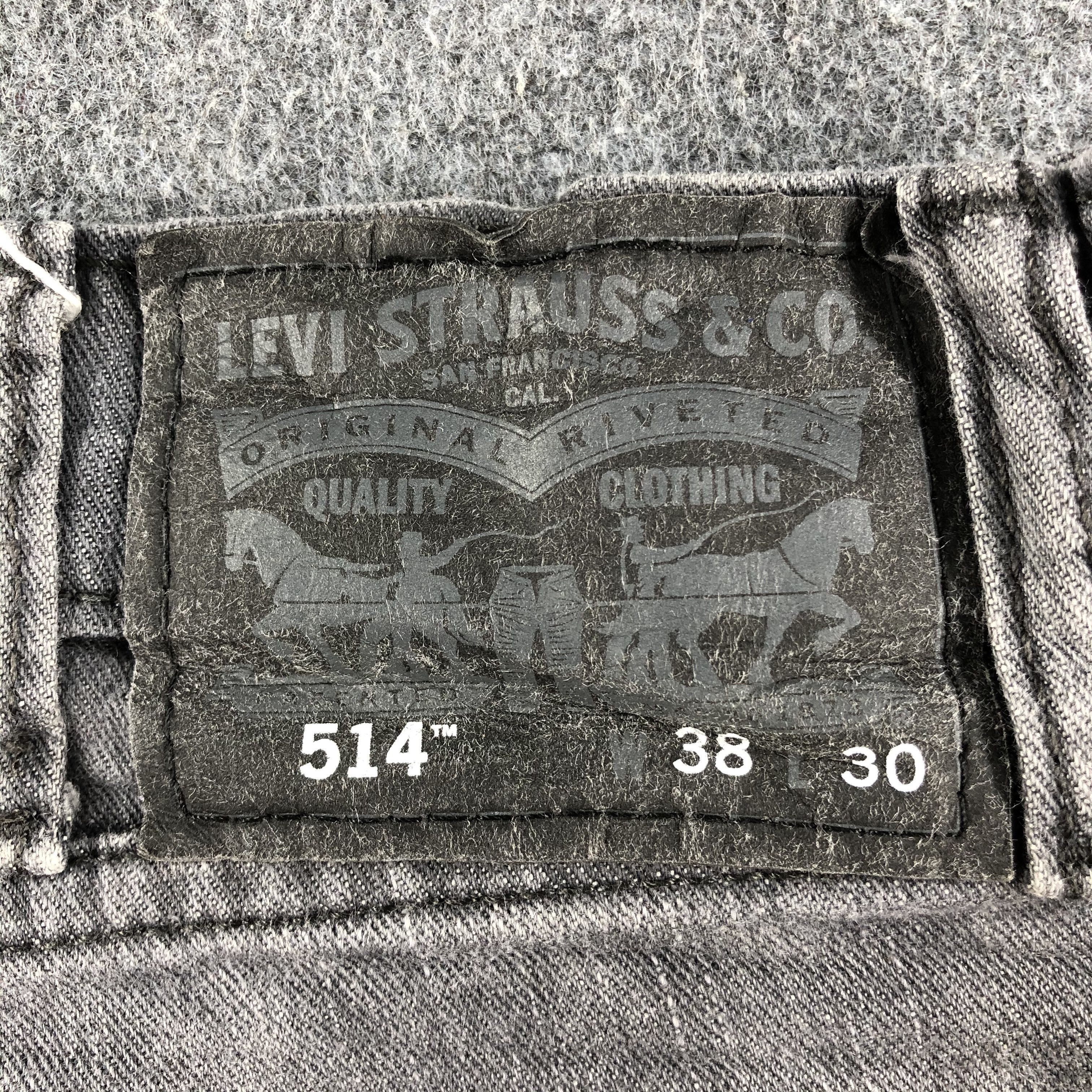 Levi's Vintage Faded Black Levis 514 Jeans-J2365 Size US 37 - 5 Thumbnail