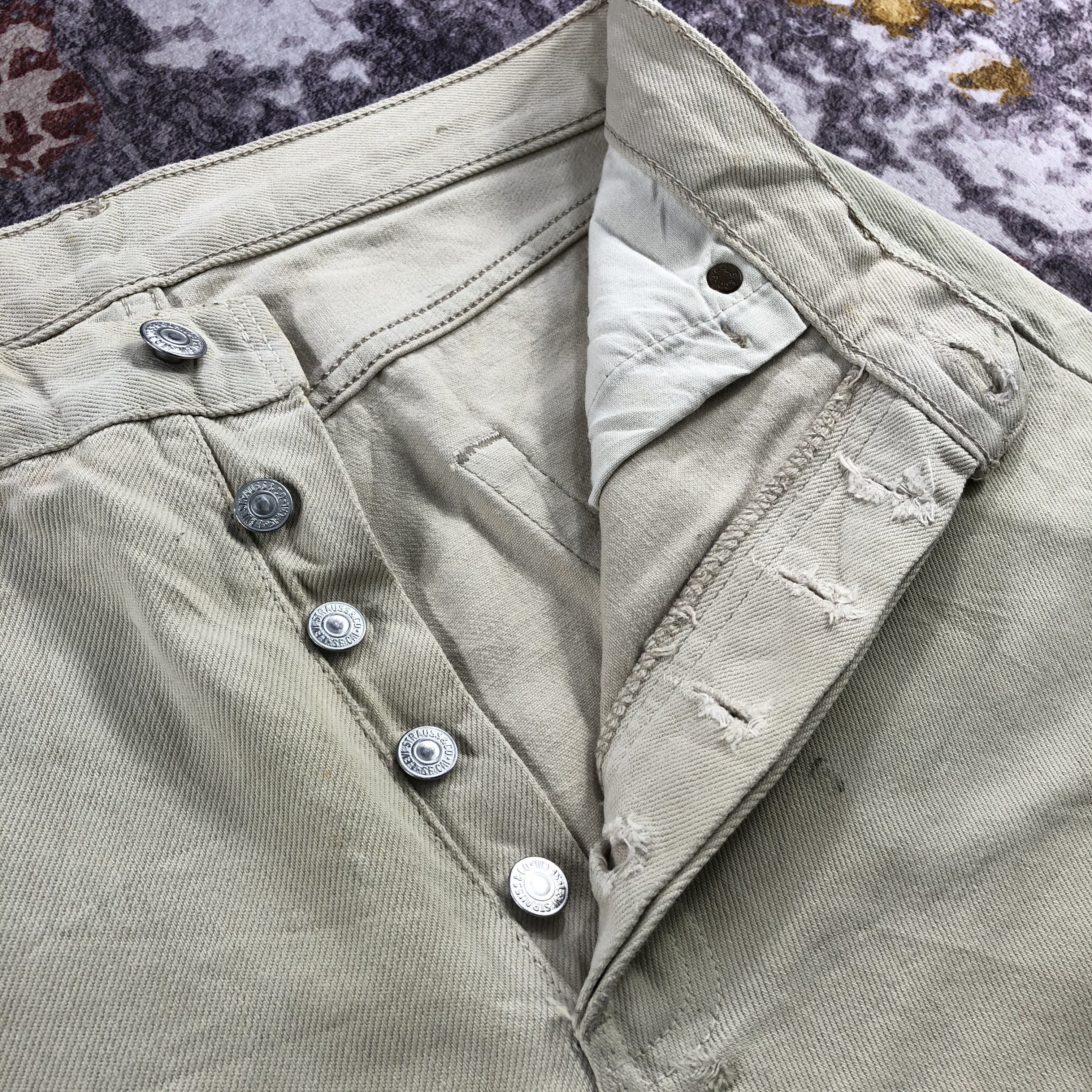 Levi's × Vintage Vintage 90s Light Wash Levis 501 Jeans-JM2519 Size US 30 / EU 46 - 12 Thumbnail