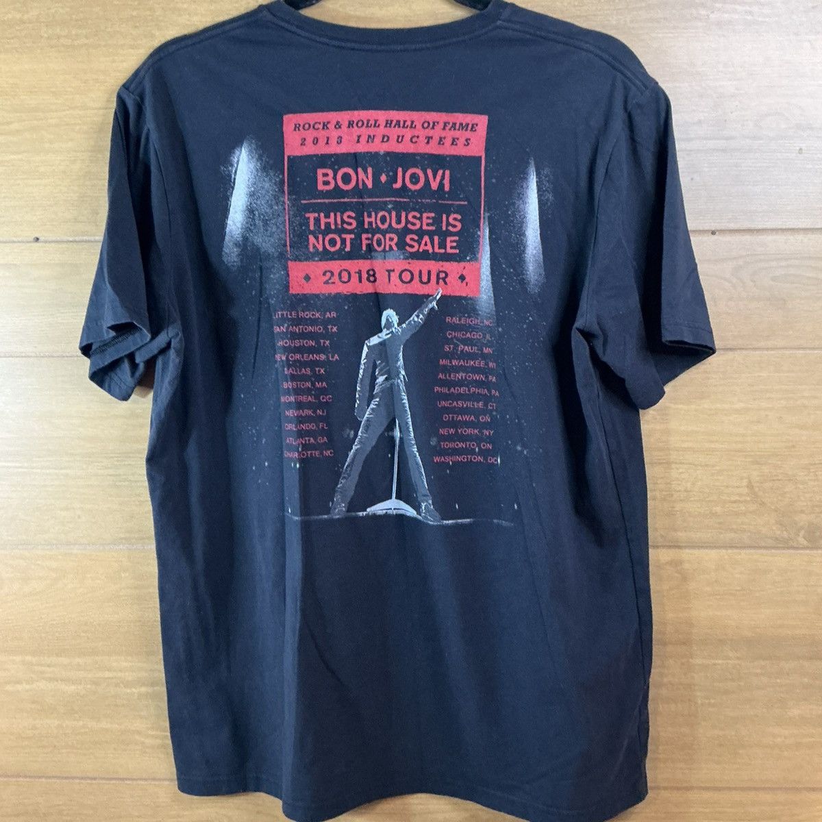 Other Bon Jovi 2018 Tour T Shirt Rock Band Tee Mens Medium Size US M / EU 48-50 / 2 - 3 Thumbnail