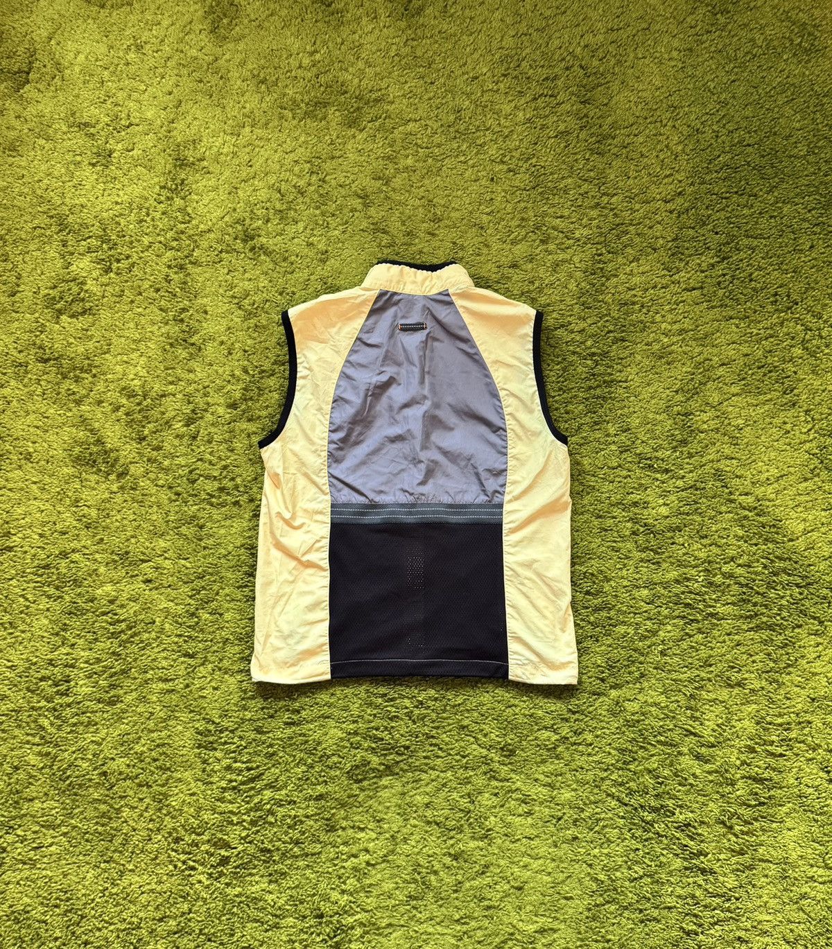 Nike × Vintage Nike 2000s vintage gorpcore style zip vest gilet Y2K Size US M / EU 48-50 / 2 - 3 Thumbnail