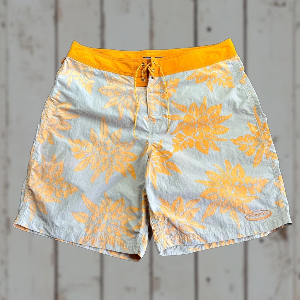 Patagonia VINTAGE Patagonia Pataloha Board Shorts Swim Trunks 38 Orange Floral Print - Men’s Bottom ... Size US 38 / EU 54 - 1 Thumbnail