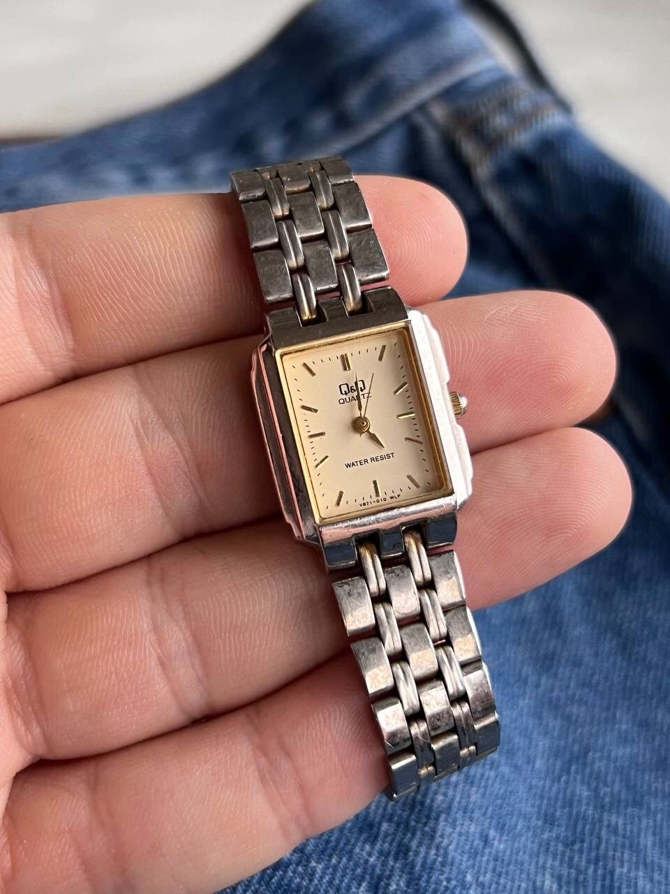 Japanese Brand × Vintage Vintage Japanese style futuristic Watch Q&Q y2k Japan watch Size ONE SIZE - 1 Thumbnail