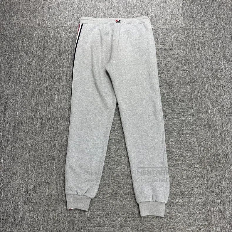 Thom Browne Thom Browne Striped Knit Sport Pants Size US 26 / EU 42 - 2 Thumbnail