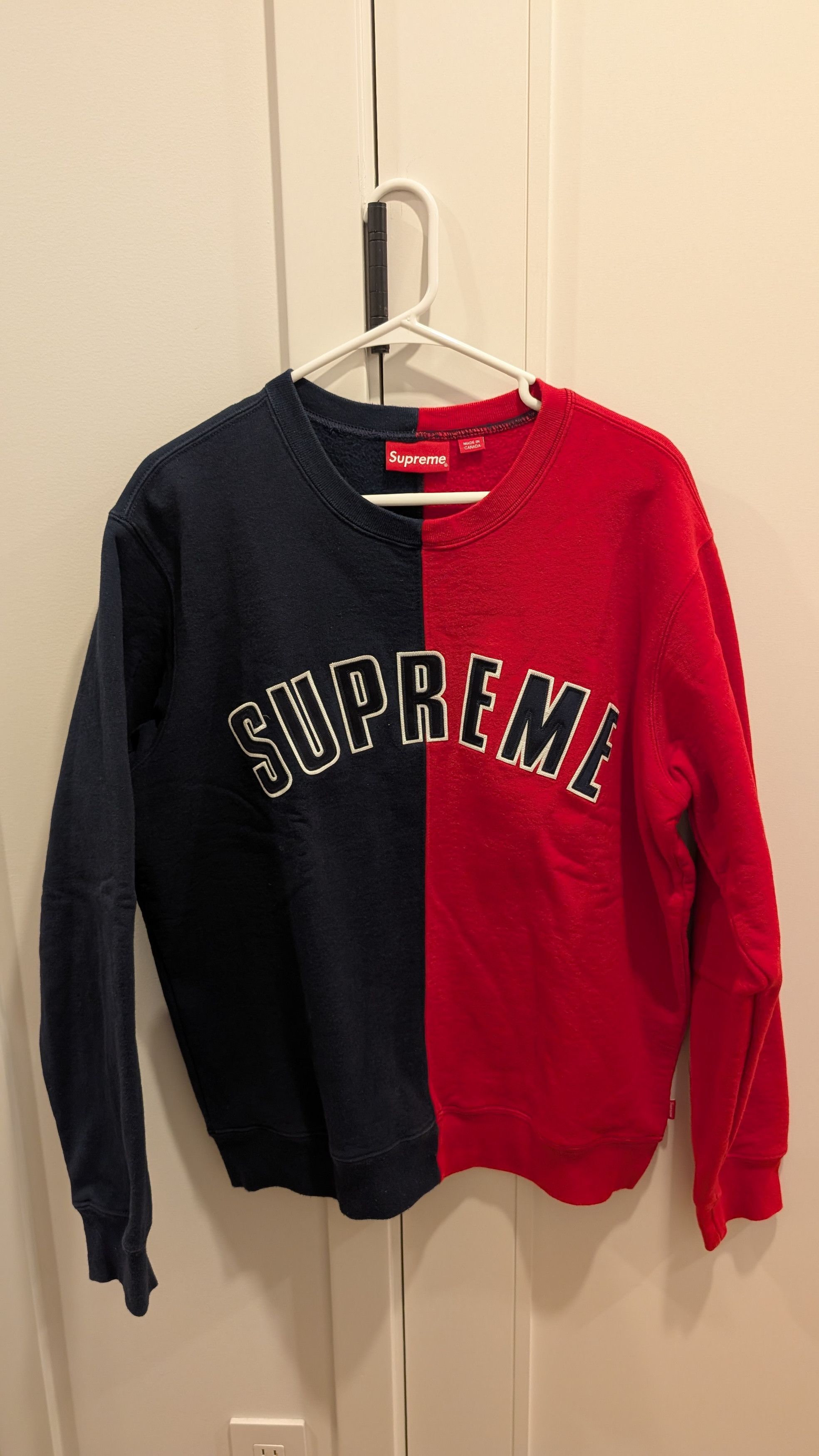Supreme Supreme Split Crewneck Sweatshirt - FW18 - Navy/Red - Size S Size US S / EU 44-46 / 1 - 1 Thumbnail
