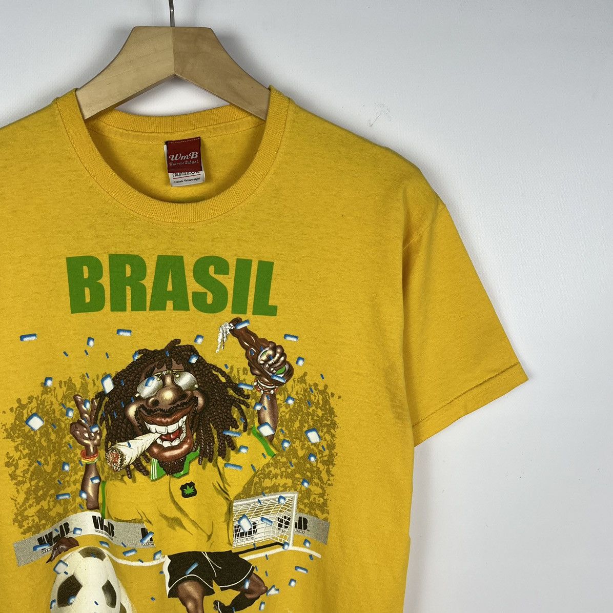 Vintage Vintage Brazil 10 True football fans Humor y2k weed tee 90’s Size US S / EU 44-46 / 1 - 2 Thumbnail