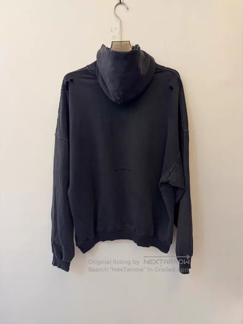 Balenciaga Balenciaga Pattern Printed Hooded Long Sleeve Sweatshirt Size US L / EU 52-54 / 3 - 2 Thumbnail