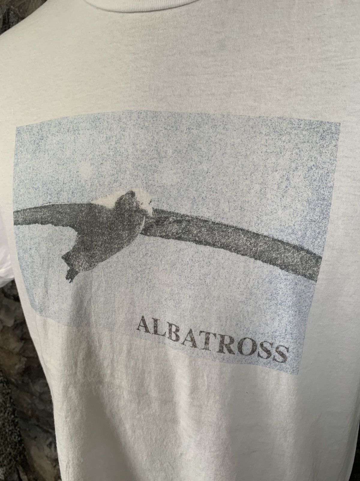 Arts & Science Vintage 90s Albatross Graphics Art / Magazine Style T shirt Size US L / EU 52-54 / 3 - 3 Thumbnail