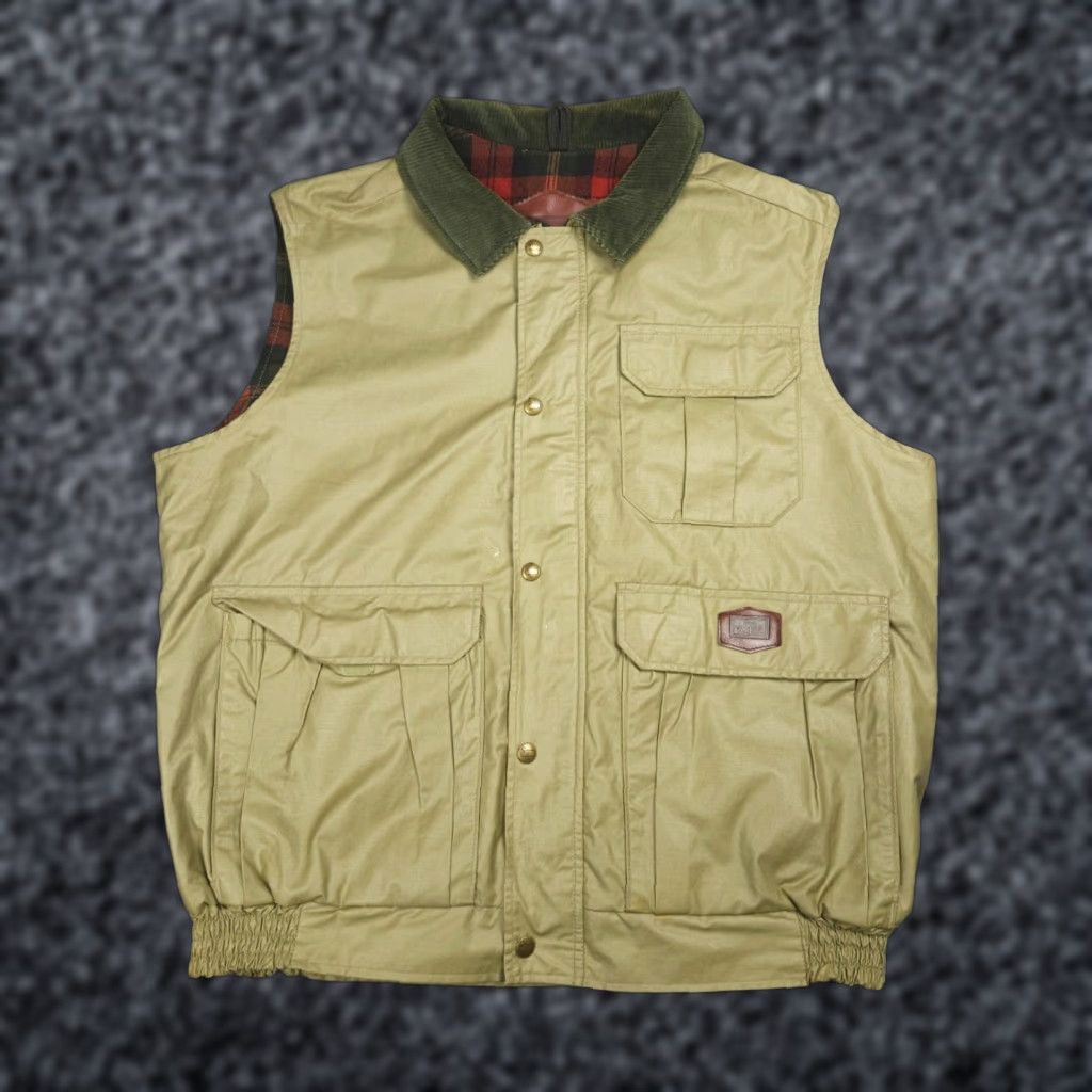 Vintage VINTAGE Woolrich Vest Mens L Beige Corduroy Collar Plaid Wool Lined Woolrich Woolen Mills Vest Military Hunting Men (~) Size US L / EU 52-54 / 3 - 1 Thumbnail