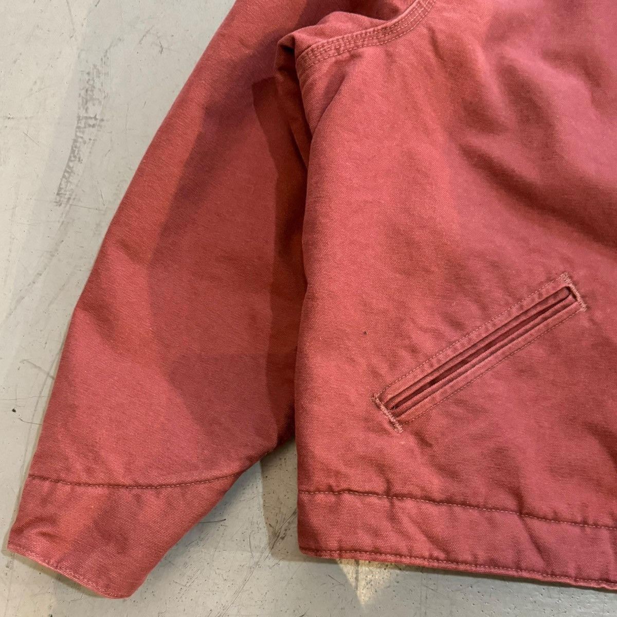 Carhartt × Vintage Vintage Salmon Carhartt Cropped Detroit Style Jacket Size XL / US 12-14 / IT 48-50 - 4 Thumbnail