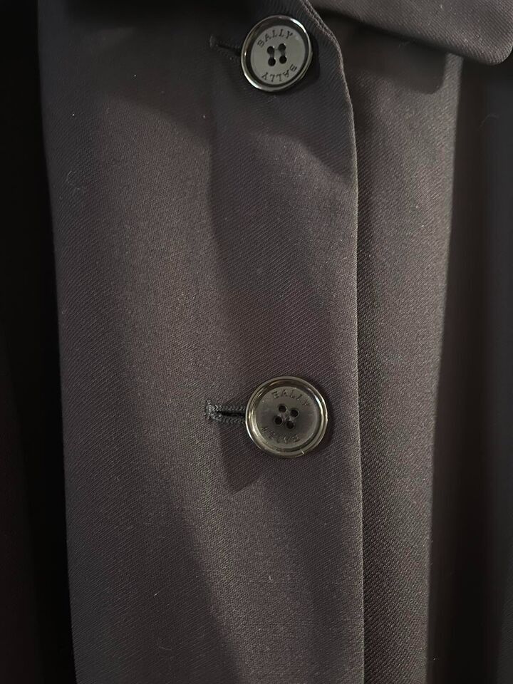 Blazer Bally