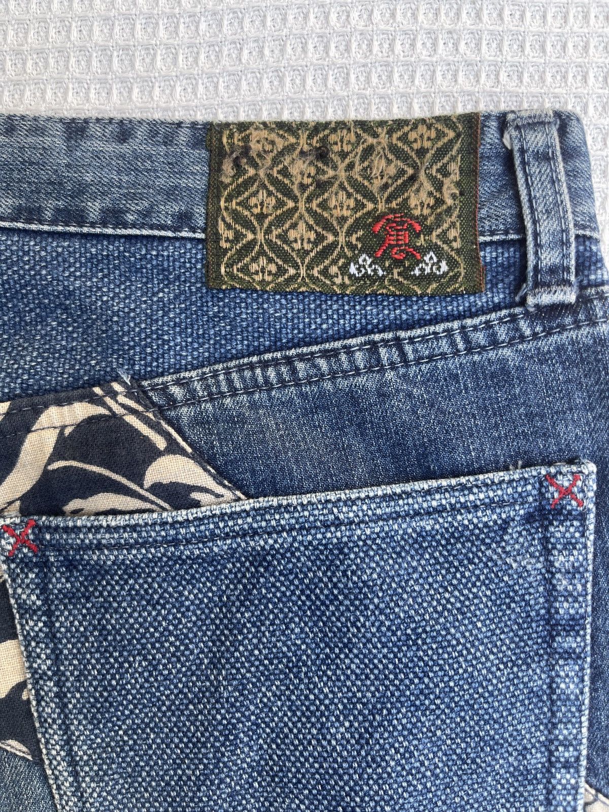 Karakuri Tamashii Last🔥Vtg Japan Brand Eternal Patchwork Jeans Karakuri Style Size US 34 / EU 50 - 7 Thumbnail