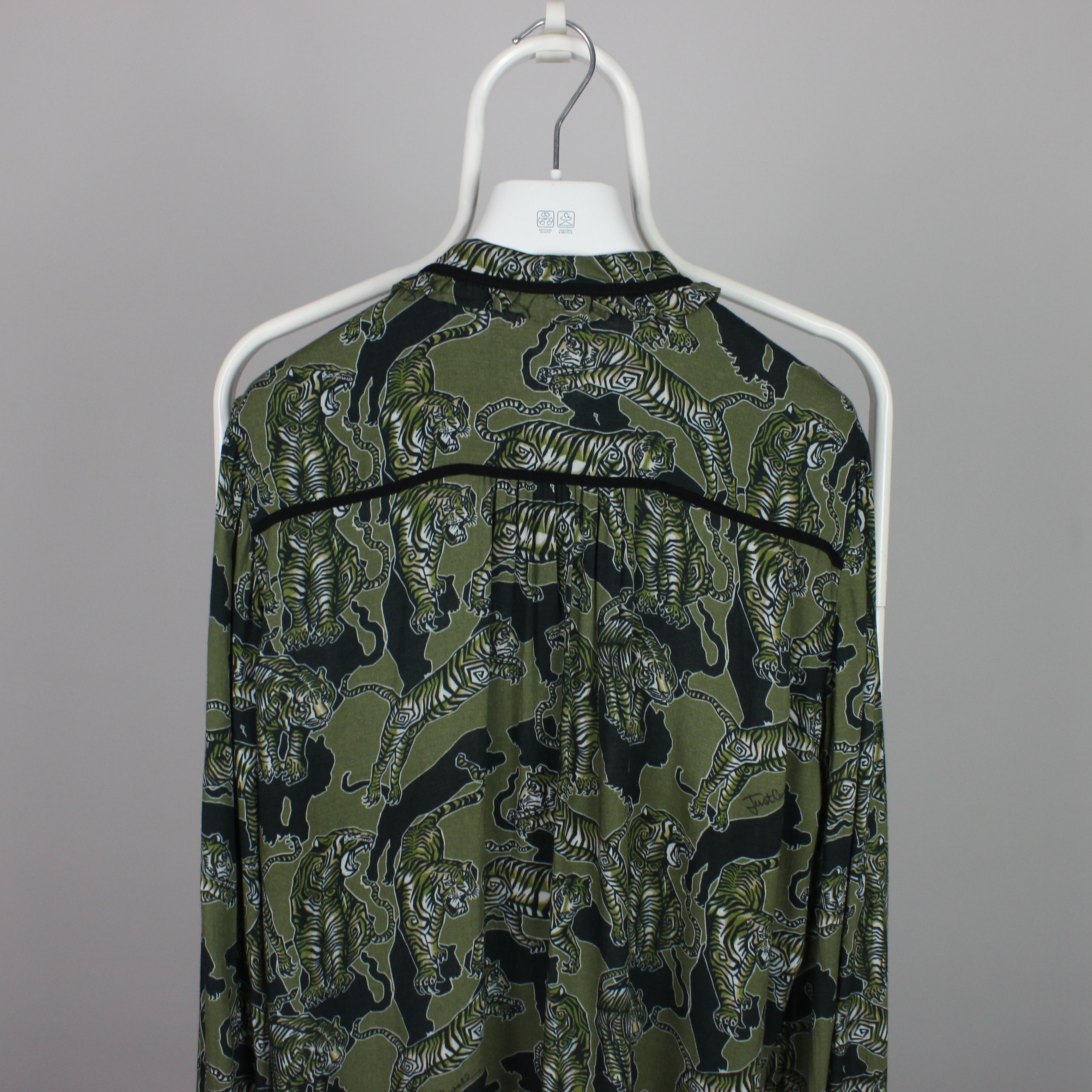 Just Cavalli Just Cavalli Multi Color tigers long sleeve blouses shirt 42 Size M / US 6-8 / IT 42-44 - 11 Thumbnail