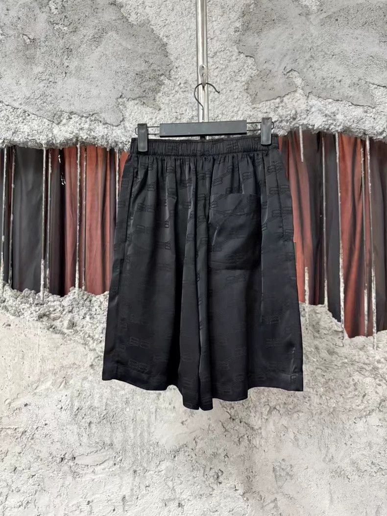 Balenciaga Balenciaga Silk Shorts Size US 28 / EU 44 - 2 Thumbnail