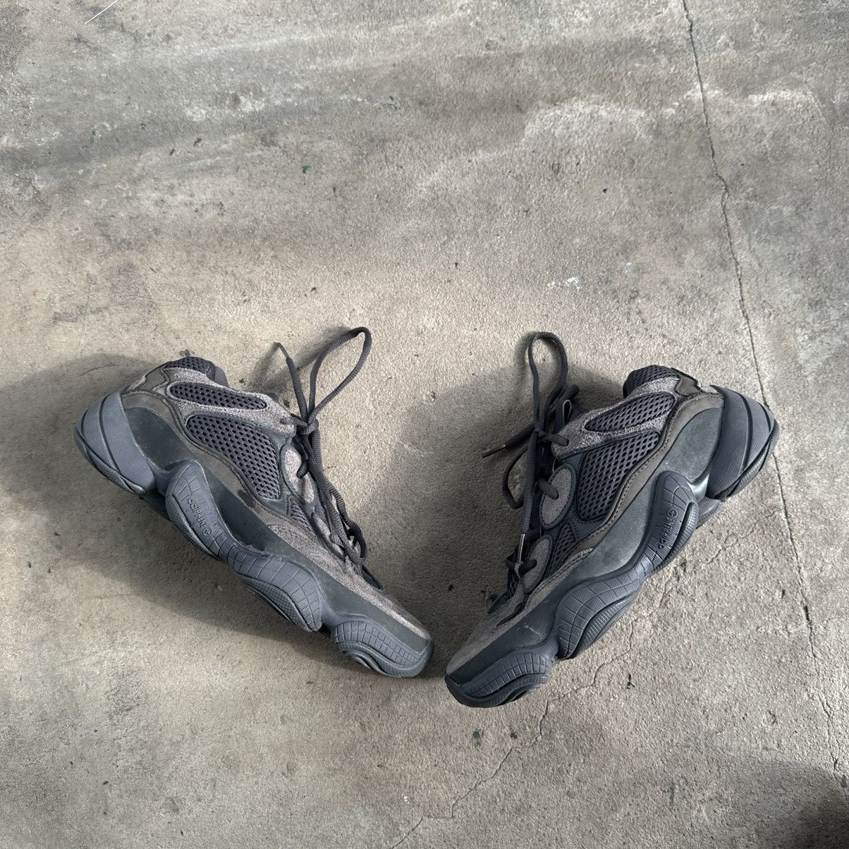 Yeezy Adidas Yeezy 500 Utility Black Size US 8 / EU 41 - 3 Thumbnail