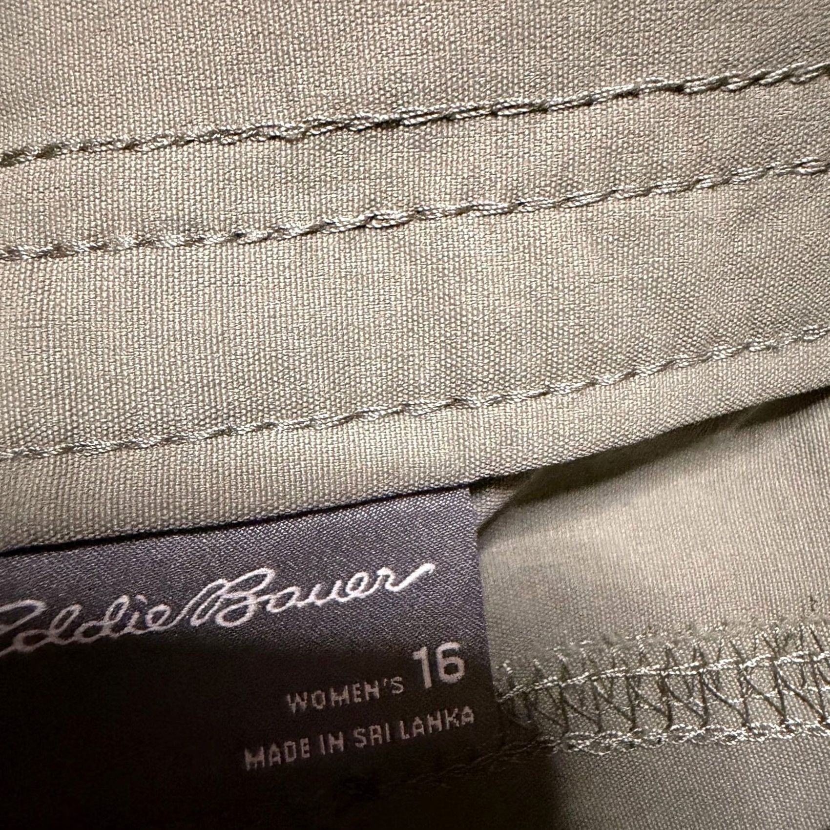 Eddie Bauer Eddie Bauer Pants Womens 16 Green Capri Hiking Nylon Outdoor Cargo Size 38" / US 16 / IT 52 - 5 Thumbnail