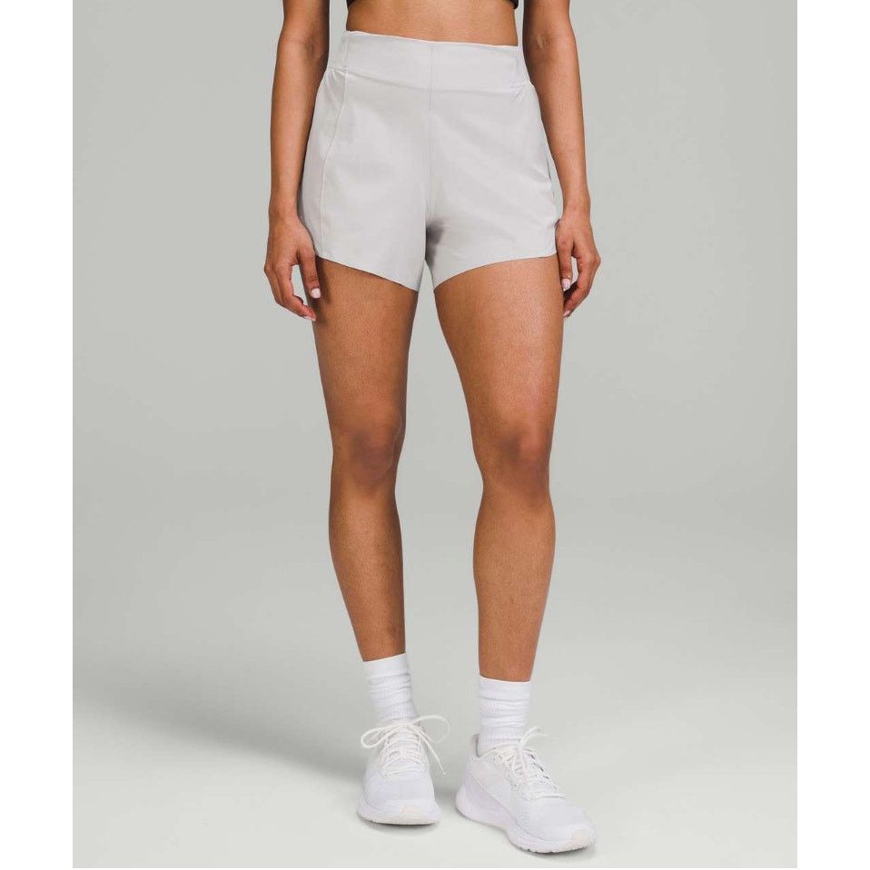 Lululemon Lululemon Gray Hotty Hot High Rise Shorts Special Edition 2 Size 26" / US 2 / IT 38 - 4 Thumbnail