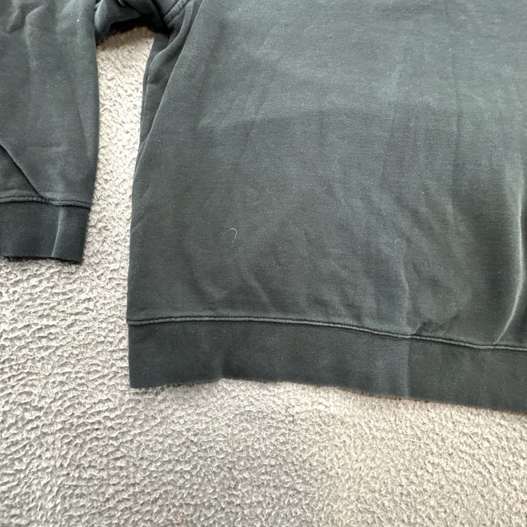 Nike Nike Men's Long Sleeve Raglan Crew Neck Mini Swoosh Sweatshirt Black Size L Size US L / EU 52-54 / 3 - 5 Thumbnail