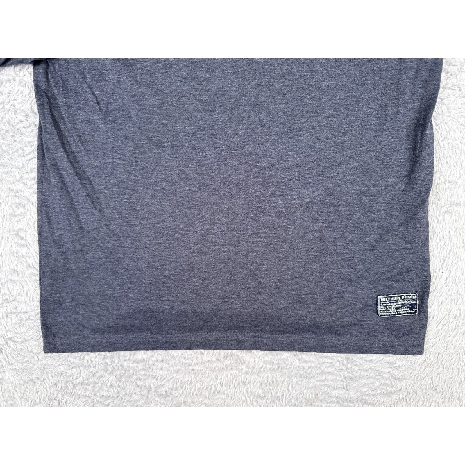 Tommy Hilfiger Tommy Hilfiger Jeans Shirt Adult Large Blue Short Sleeve Crew Neck Cotton Blend Logo Tee 90s American Mens Size US L / EU 52-54 / 3 - 5 Thumbnail