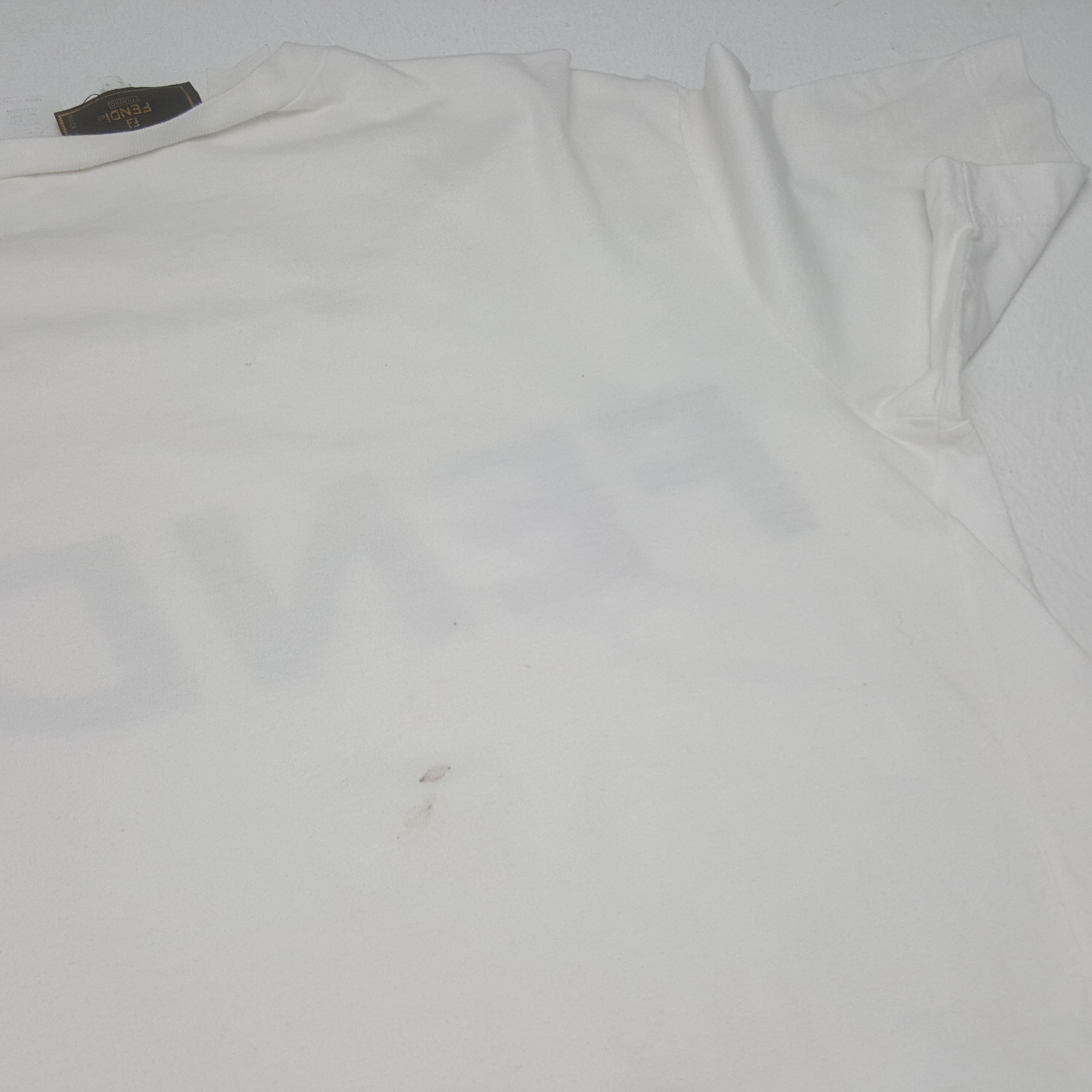 Fendi × Vintage Vintage FENDI Italian Designer Spell Out T-shirt Size US M / EU 48-50 / 2 - 8 Thumbnail