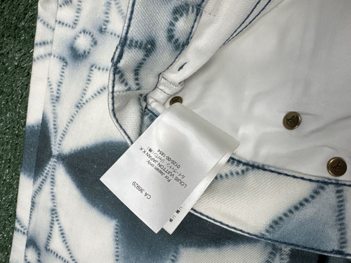 Louis Vuitton Louis Vuitton Monogram Spray Denim Jeans White Blue Size 36 Size US 36 / EU 52 - 8 Thumbnail