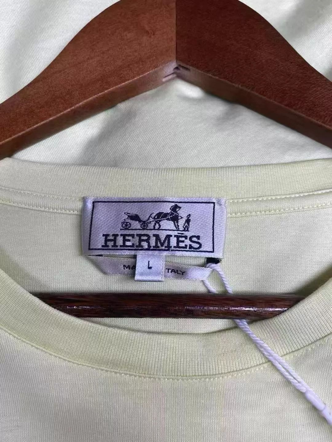 Hermes HERMES short sleeve T-shirt unisex L Z137 Size US L / EU 52-54 / 3 - 5 Thumbnail