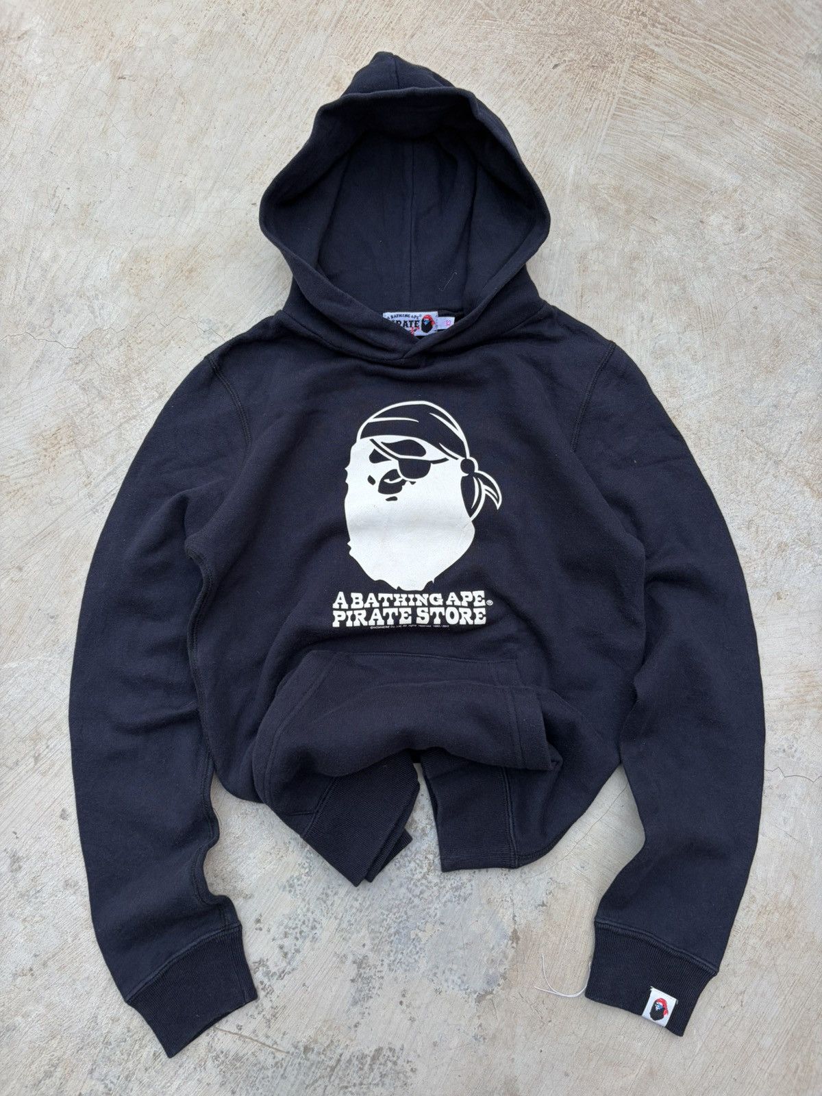 Bape Vintage Bape Pirate Hoodie Size XS / US 0-2 / IT 36-38 - 1 Thumbnail