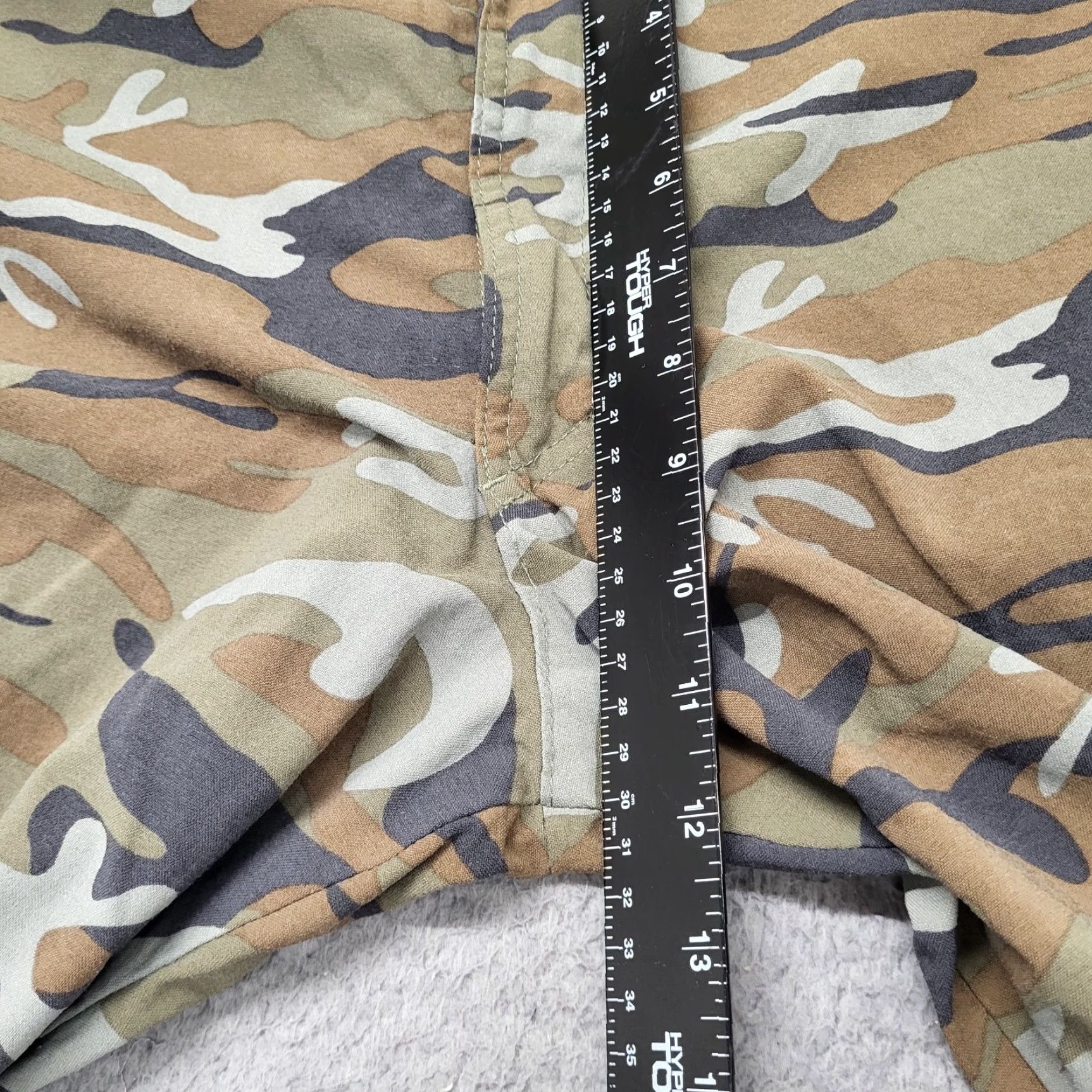 Wrangler Wrangler Outdoor Series Pants Mens 34x29.5 Brown Camo Stretch Lightweight Outdoor Cargo Pants Mens Reg/Regular Size US 34 / EU 50 - 7 Thumbnail