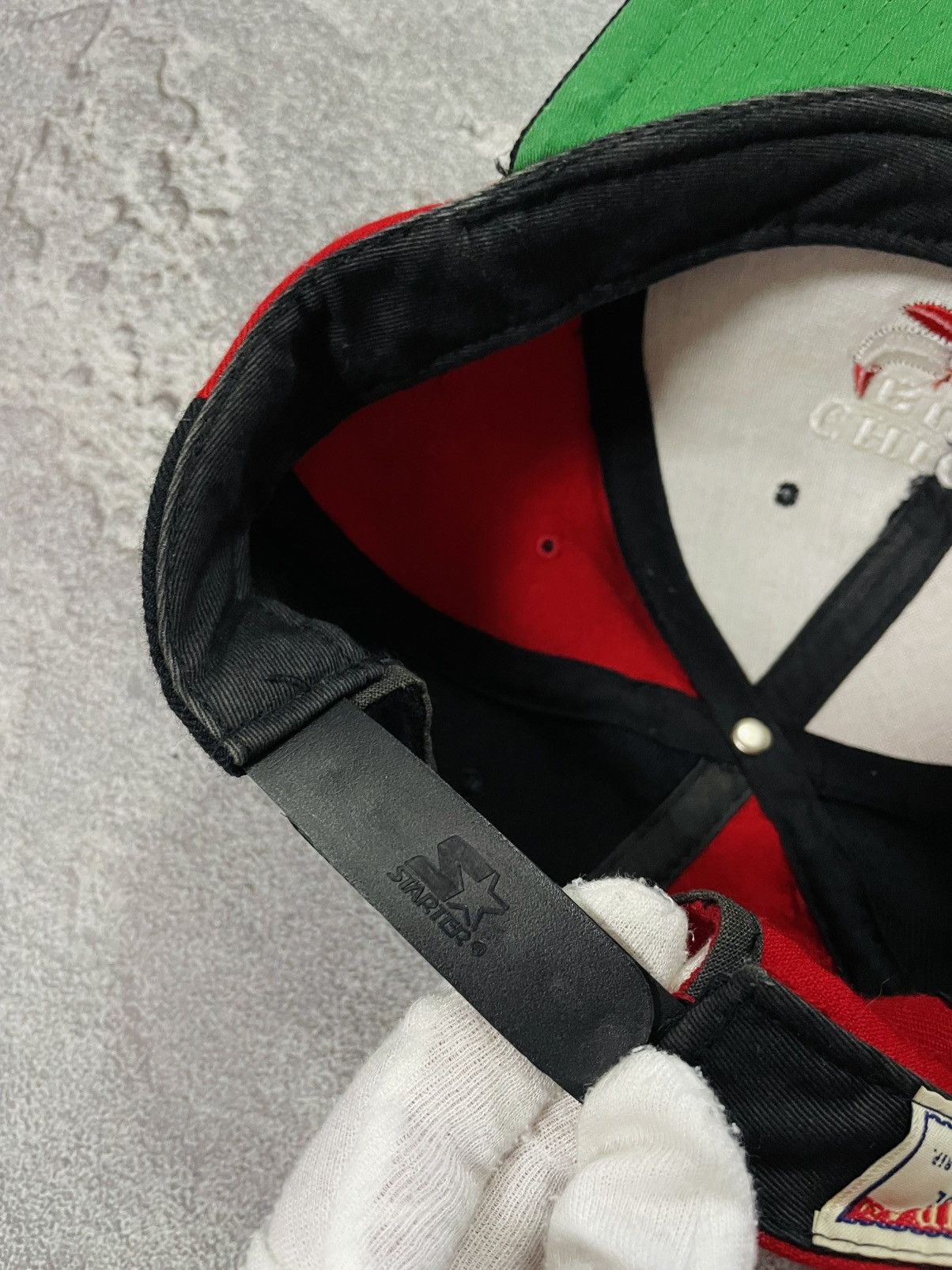 Starter Vintage 90’s STARTER Chicago Bulls NBA Wool Cap Snapback Hat Size ONE SIZE - 16 Thumbnail