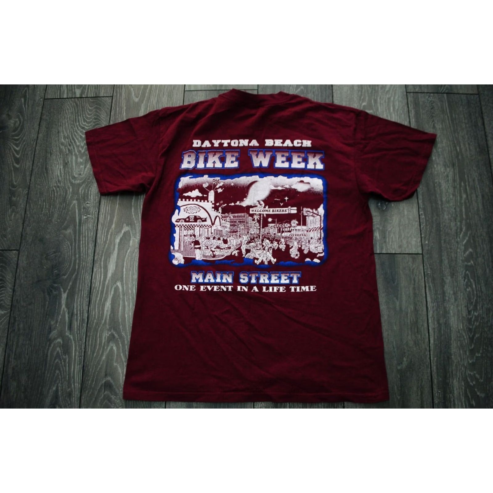 Gildan VINTAGE Y2K BIKE WEEK 2000 DAYTONA BEACH SHIRT FOR BIKERS WOLF SIZE MENS LARGE Shirt Mens Large Brown 2000s Size US L / EU 52-54 / 3 - 6 Thumbnail