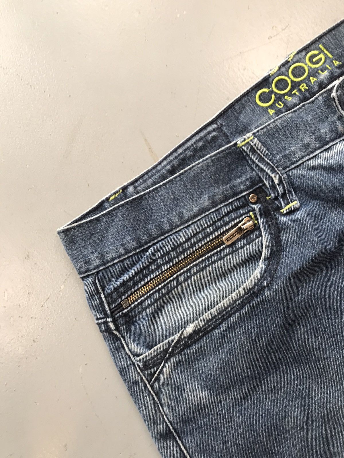 Coogi × Vintage Vintage Coogi SpellOut embroidered denim Size US 39 - 6 Thumbnail