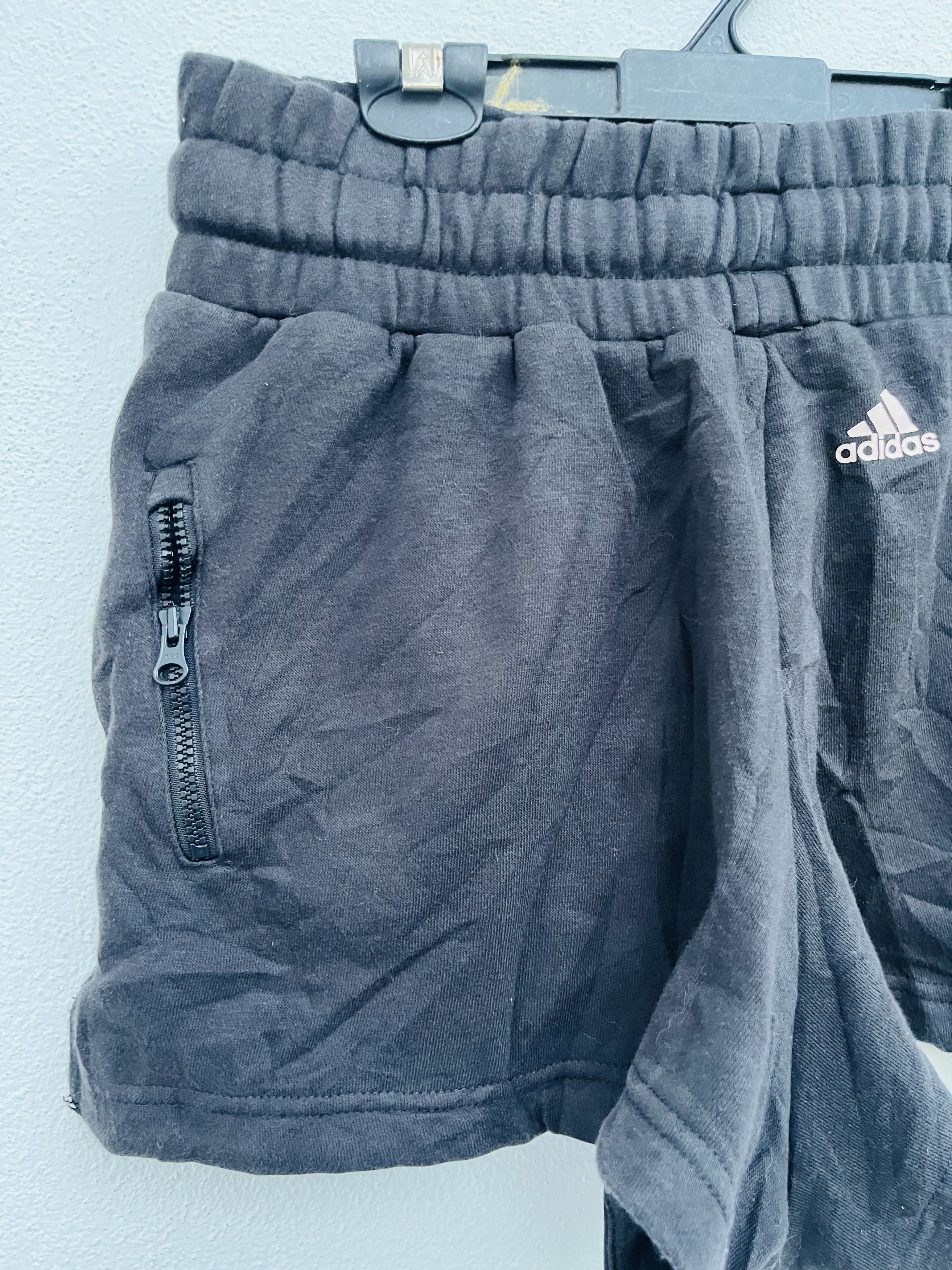 Adidas × Japanese Brand × Stella McCartney Vintage Stella McCartney X Adidas Colabration Short Pant Size 28" / US 6 / IT 42 - 6 Thumbnail
