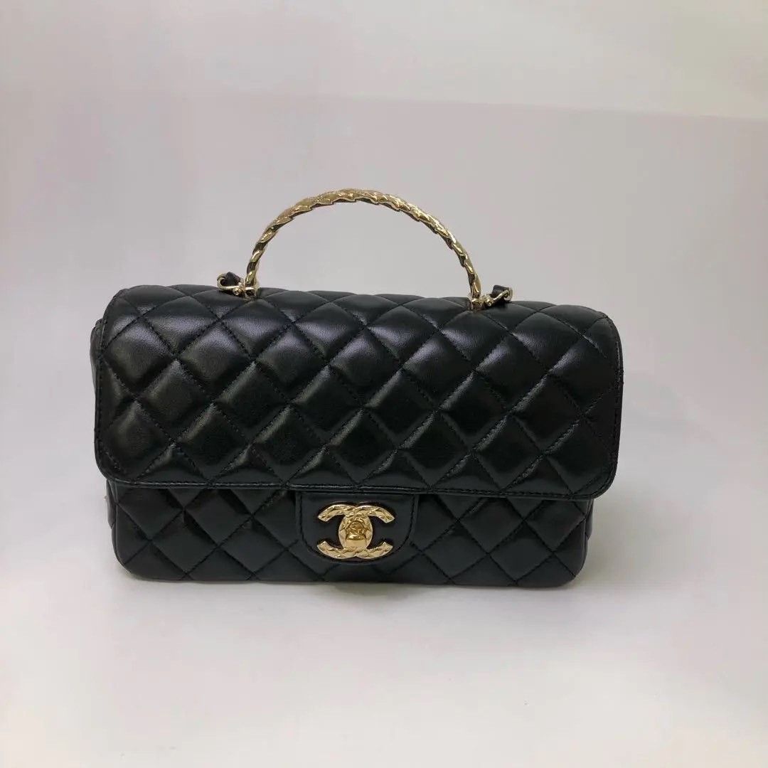 Chanel Pre-loved Bag Very good condition Size ONE SIZE - 1 Thumbnail