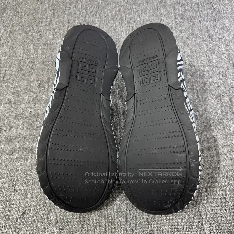 Givenchy Givenchy Size 43 Full print logo slippers Size US 7.5 / EU 40-41 - 4 Thumbnail